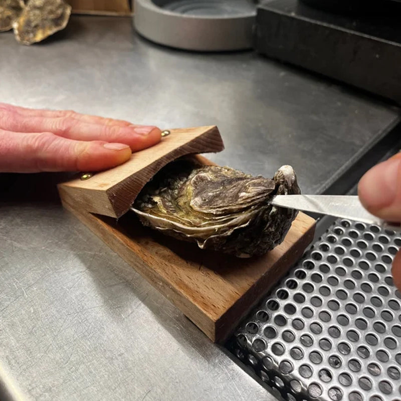 Oyster Shucking Clamp